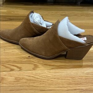 Blondo Tan Suede Women's Mules waterproof